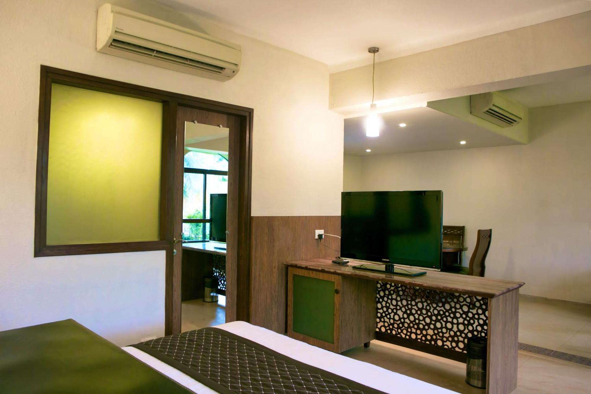 Neelam The Glitz Hotel Calangute Exterior foto