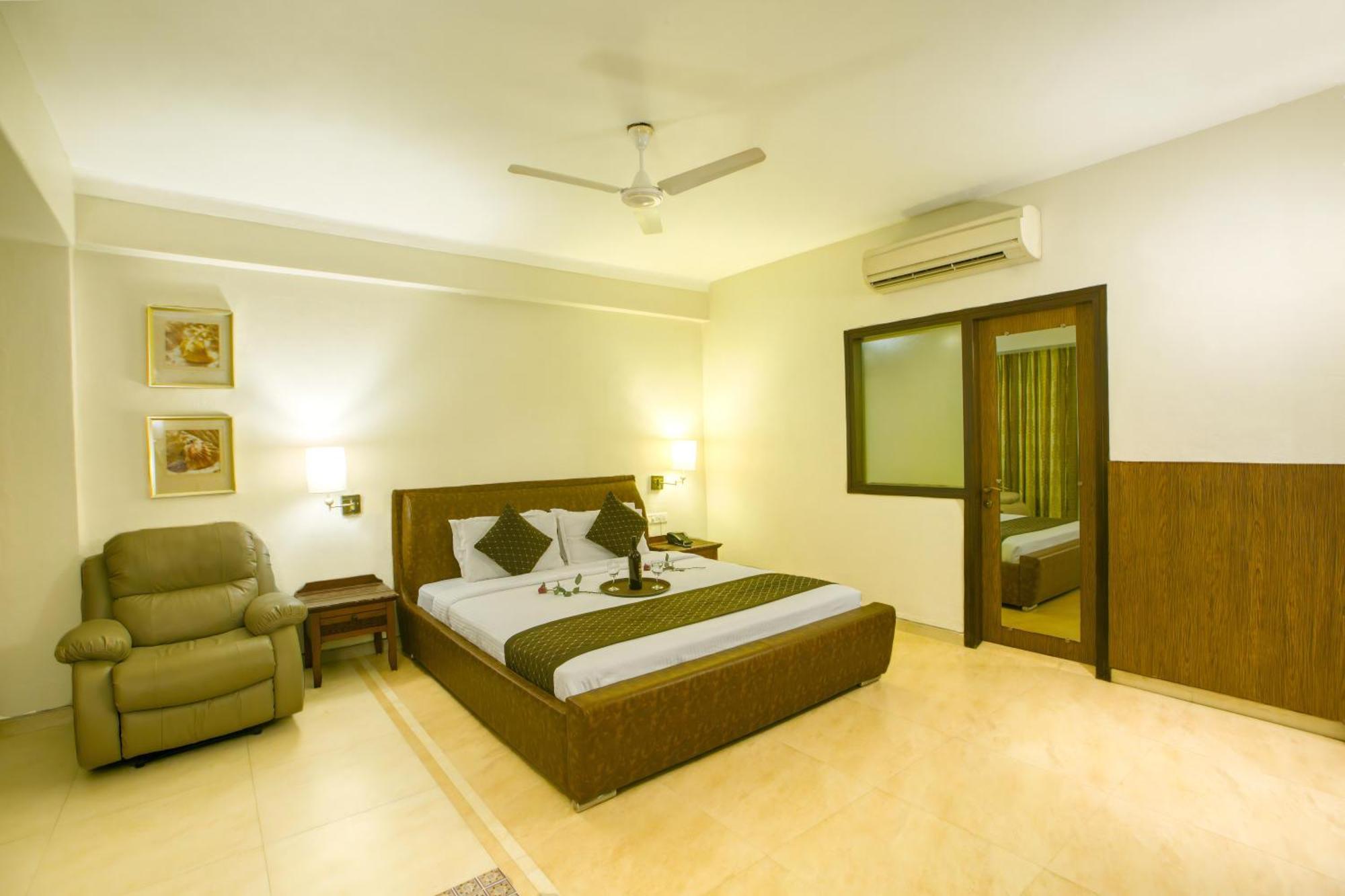 Neelam The Glitz Hotel Calangute Exterior foto